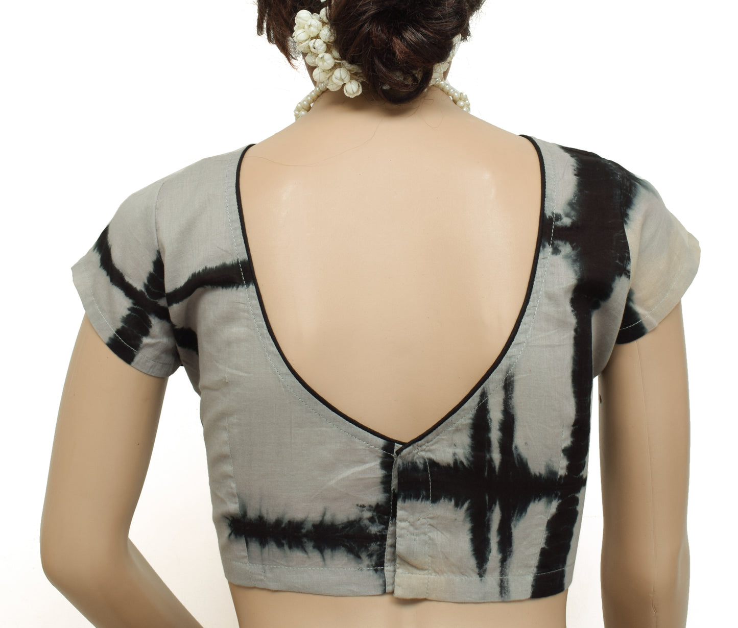 Sushila Vintage New Readymade 38" Gray Sari Blouse Cotton Printed Choli