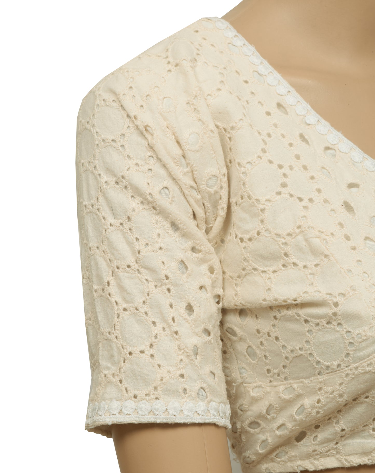 Sushila Vintage White Stitched Sari Trending Hakoba blouse V-Neck Designer Top 34"