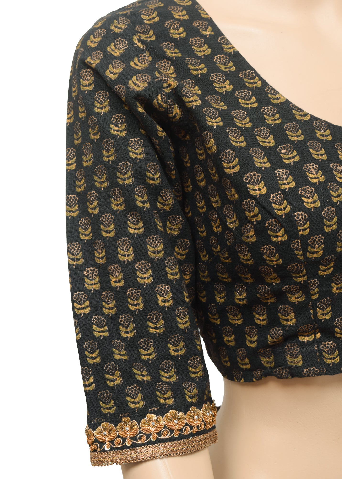 Sushila Vintage Stitched 3/4 Sleeve Sari Blouse Black Cotton Printed Floral Top 36"