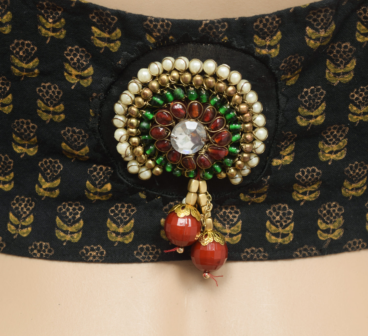 Sushila Vintage Stitched 3/4 Sleeve Sari Blouse Black Cotton Printed Floral Top 36"