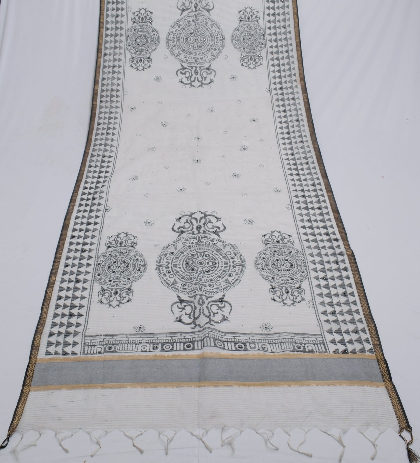 Sushila Vintage White Indian Dupatta Blend Tissue Printed Long Stole Veil