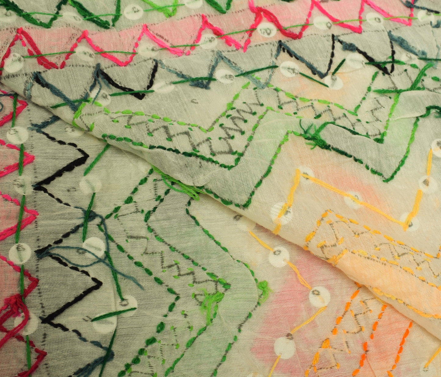 Sushila Vintage Cream Dupatta Blend Cotton Hand Embroidered Zig-Zag Long Stole
