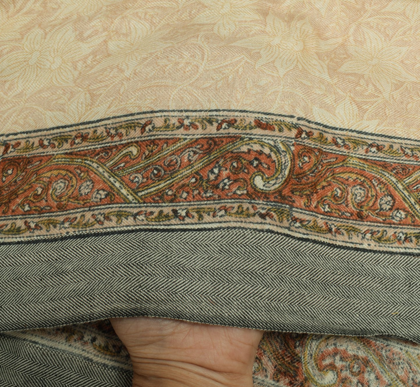 Sushila Vintage Cream Dupatta 100% Pure Woolen Woven Floral Long Stole Scarves