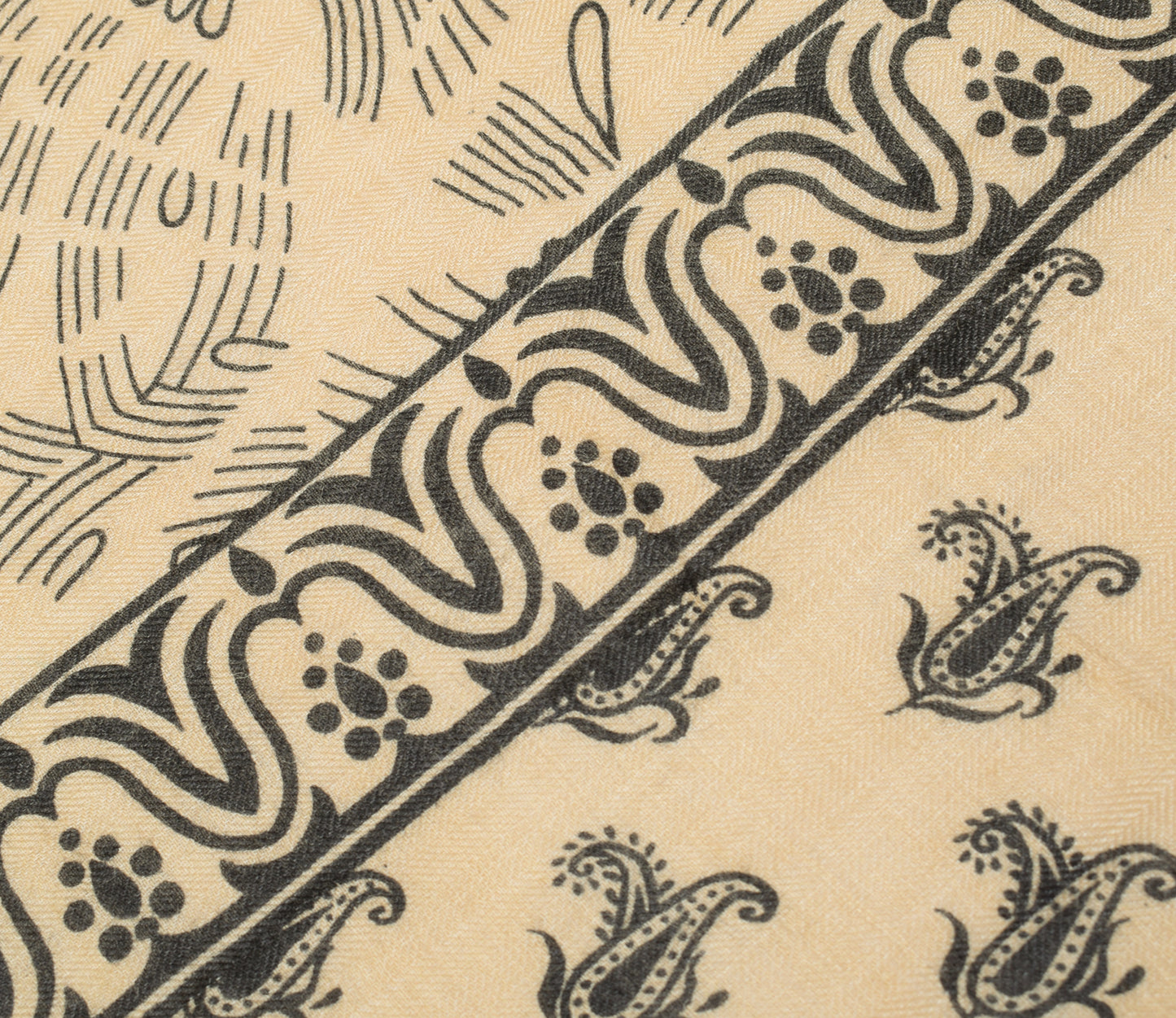 Sushila Vintage Cream Indian Dupatta 100% Pure Woolen Woven Paisley Long Stole