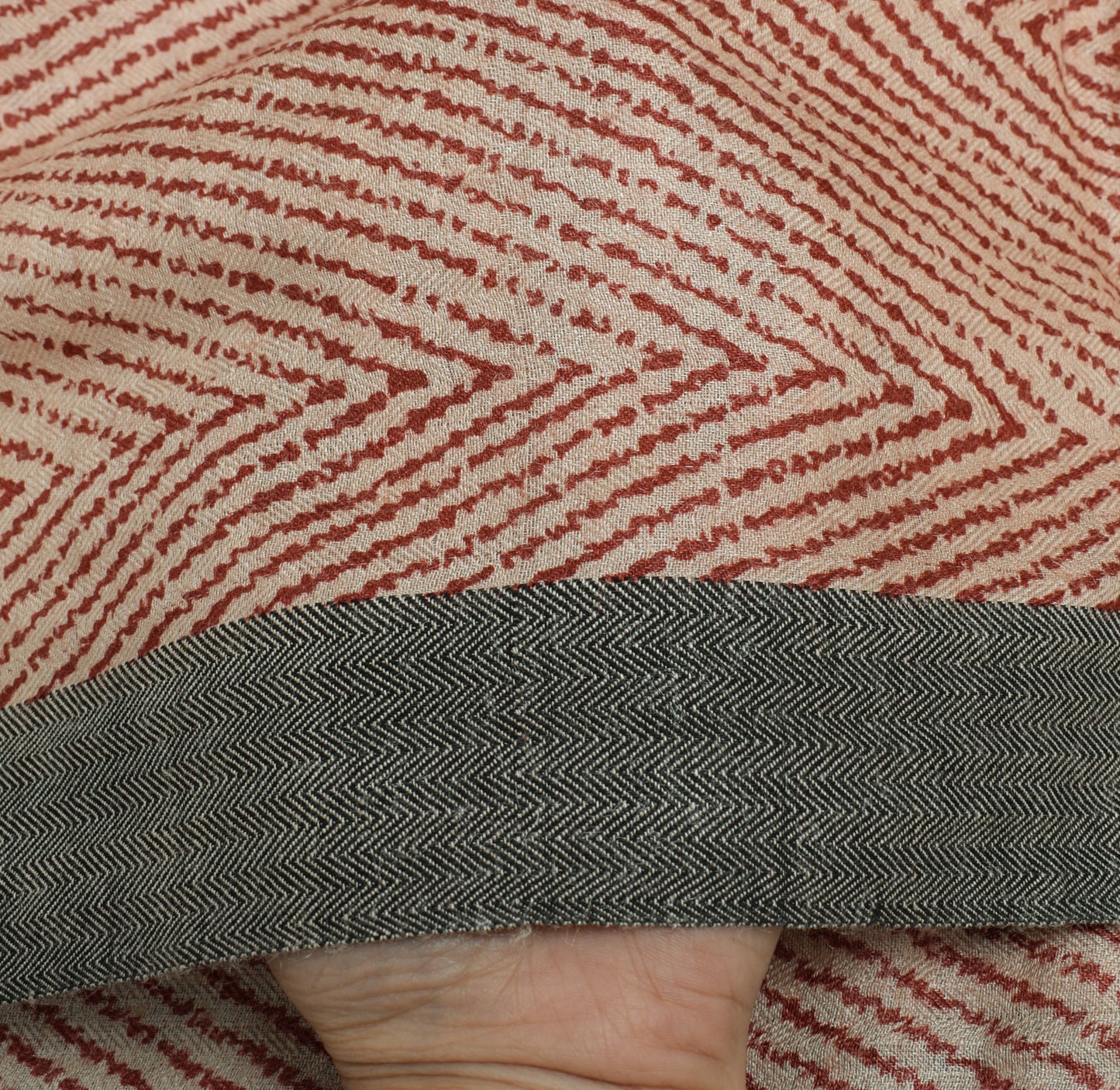 Sushila Vintage Cream Dupatta 100% Pure Woolen Woven Zig-Zag Long Stole Scarves